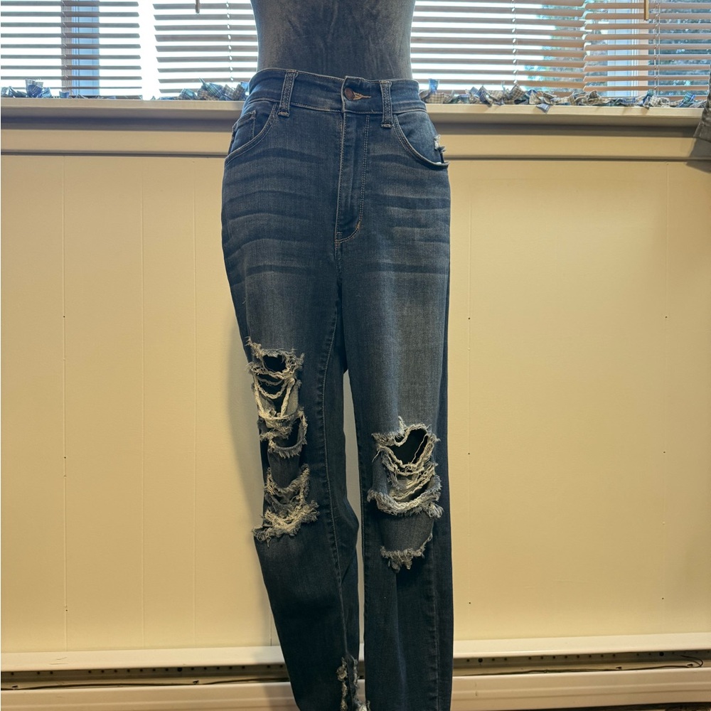 Judy Blue Dark Wash Distressed Straight Leg Jeans